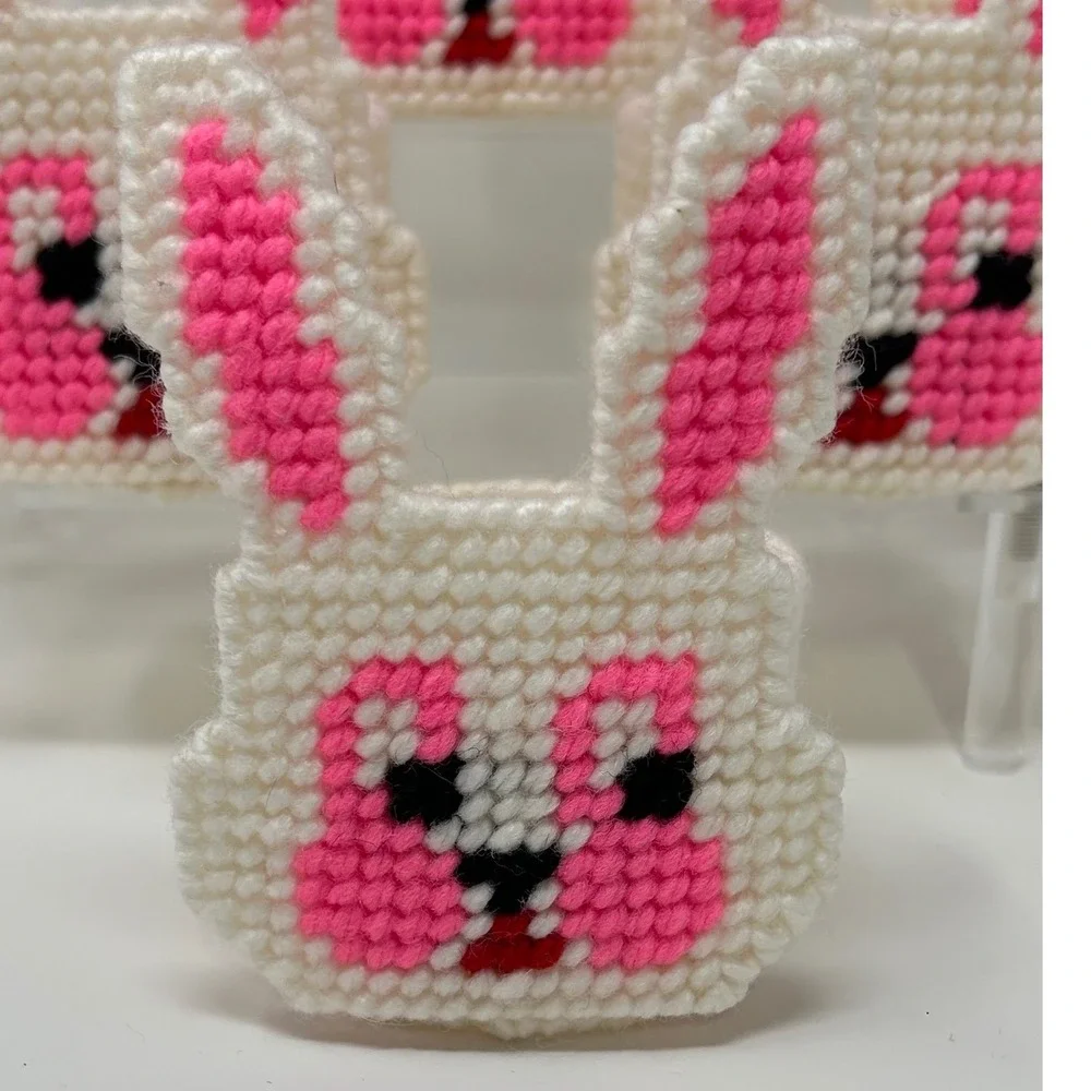 Handmade Plastic Canvas Yarn Candy Holder Bunny Set of 11 White Pink Easter‎